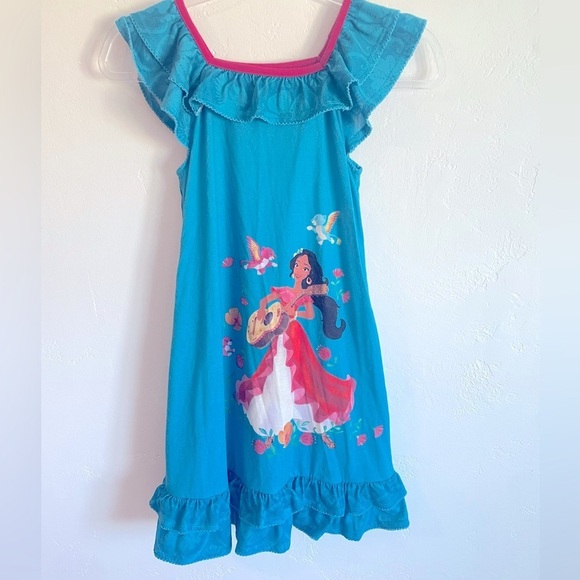 Disney Elena of Avalor nightgown 9/10 - Picture 1 of 8